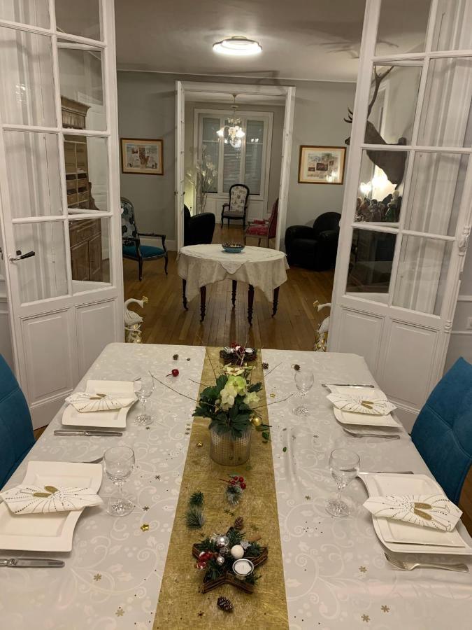 La Maison Bleue « La Charade » 테옹 르 부즈 외부 사진